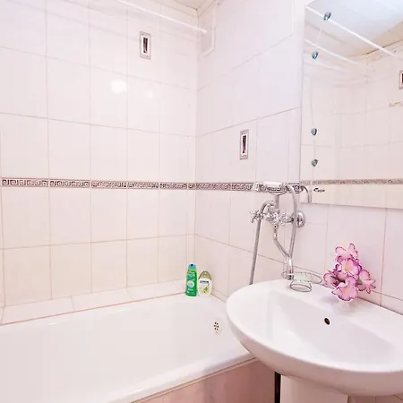 On Prushinskikh Apartament Mińsk